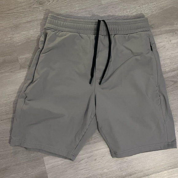 Public Rec Weekend Shorts - Picture 1 of 9